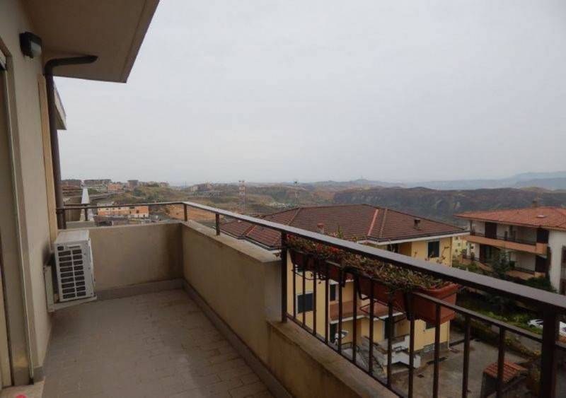 appartamento in vendita a Catanzaro in zona Mater Domini