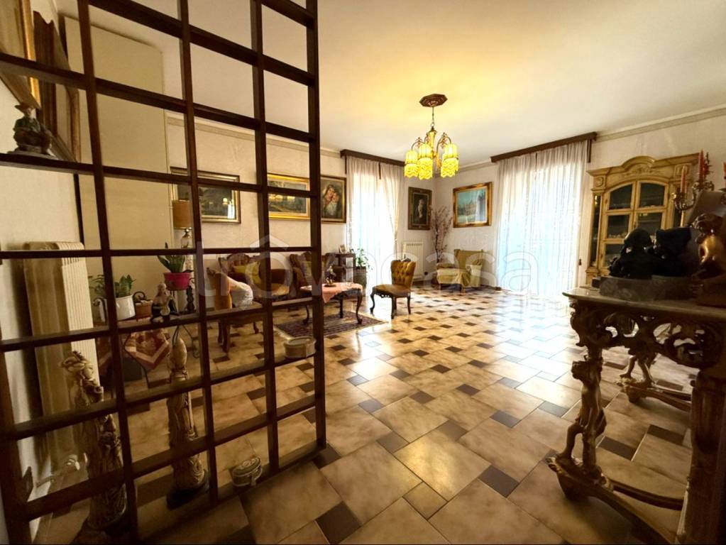 appartamento in vendita a Catanzaro in zona Centro Città