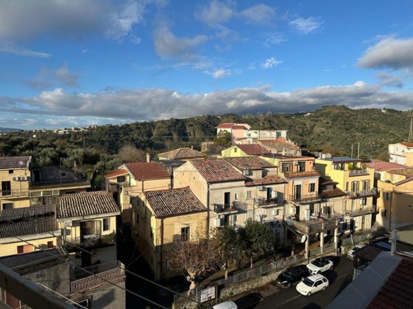 appartamento in vendita a Catanzaro in zona Pontegrande