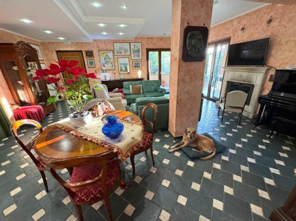 casa indipendente in vendita a Catanzaro in zona Mater Domini