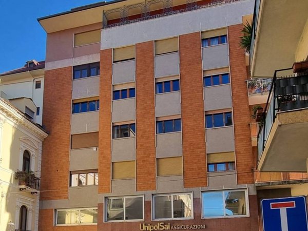ufficio in vendita a Catanzaro in zona Centro Città