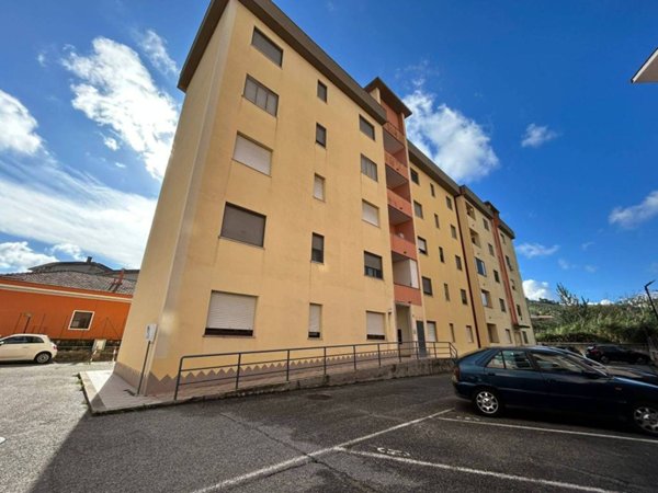 appartamento in vendita a Catanzaro in zona Catanzaro Sala