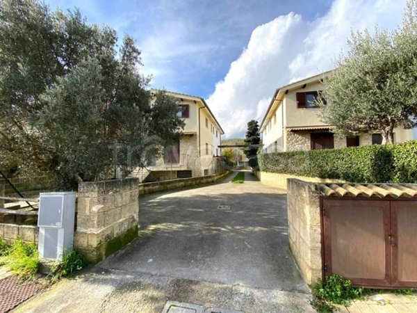 casa indipendente in vendita a Catanzaro in zona Siano