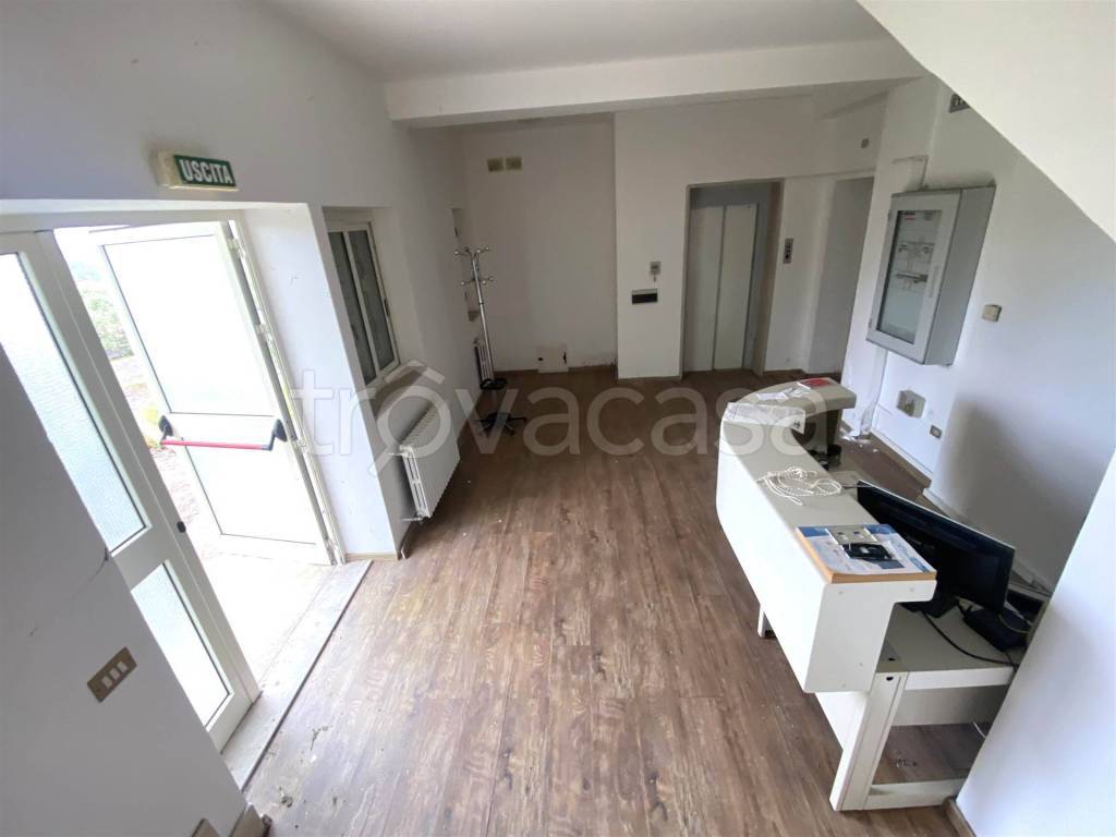 intera palazzina in vendita a Catanzaro in zona Mater Domini