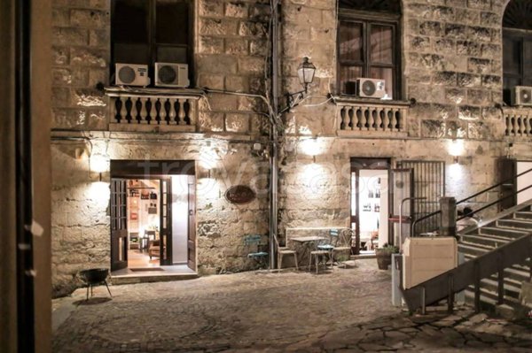 negozio in vendita a Catanzaro in zona Centro Città