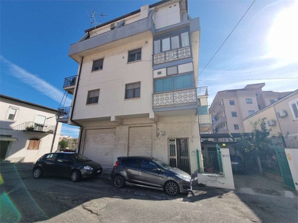 appartamento in vendita a Catanzaro in zona Catanzaro Lido