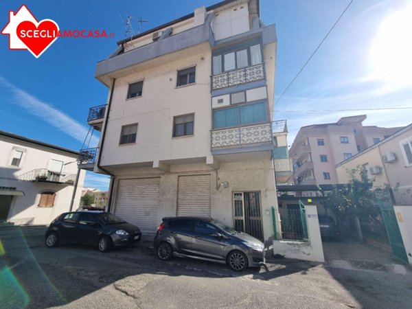 appartamento in vendita a Catanzaro in zona Catanzaro Lido