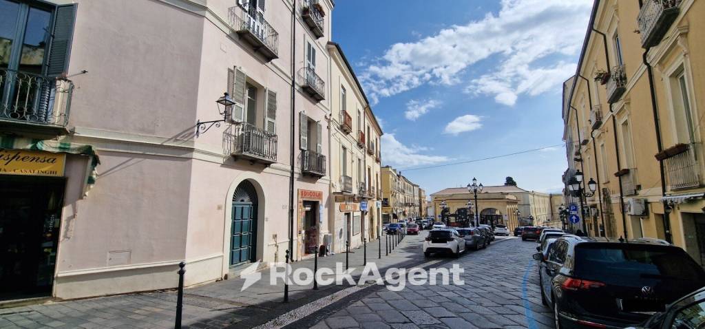 appartamento in vendita a Catanzaro in zona Centro Città