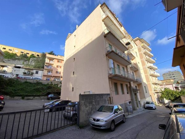 appartamento in vendita a Catanzaro in zona Centro Città