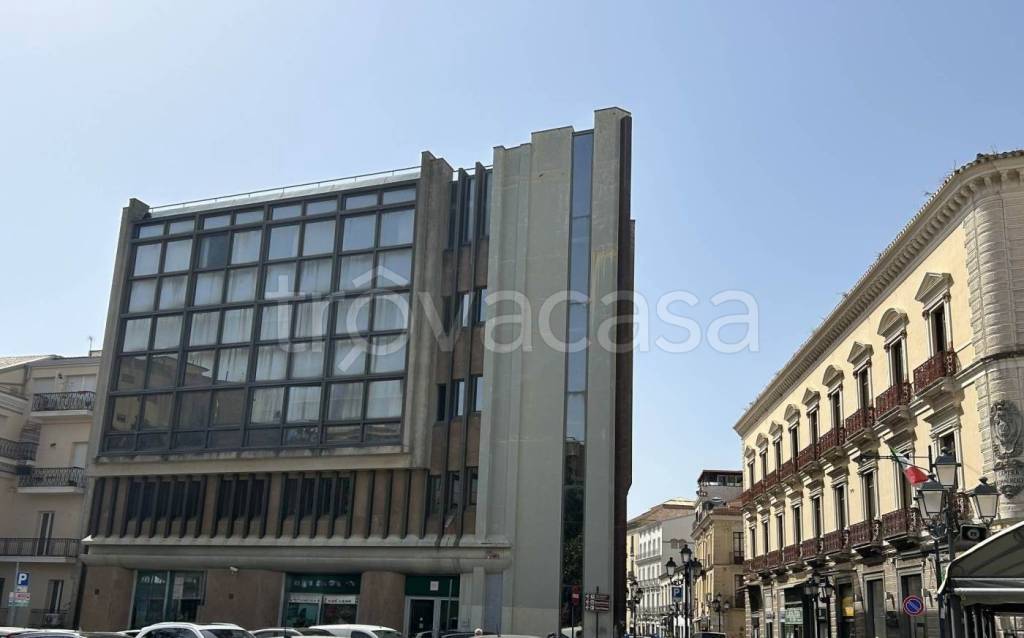 intera palazzina in vendita a Catanzaro in zona Centro Città