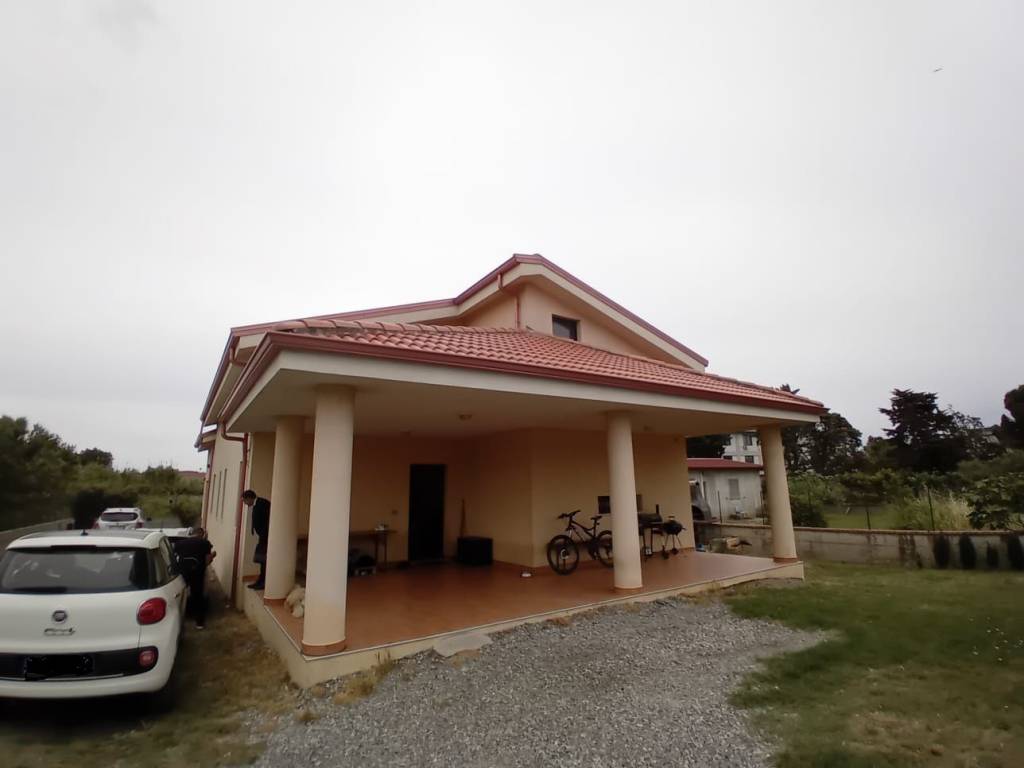 casa indipendente in vendita a Catanzaro in zona Catanzaro Lido