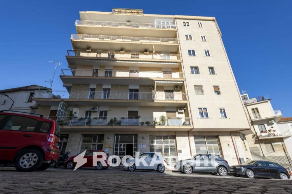appartamento in vendita a Catanzaro in zona Centro Città