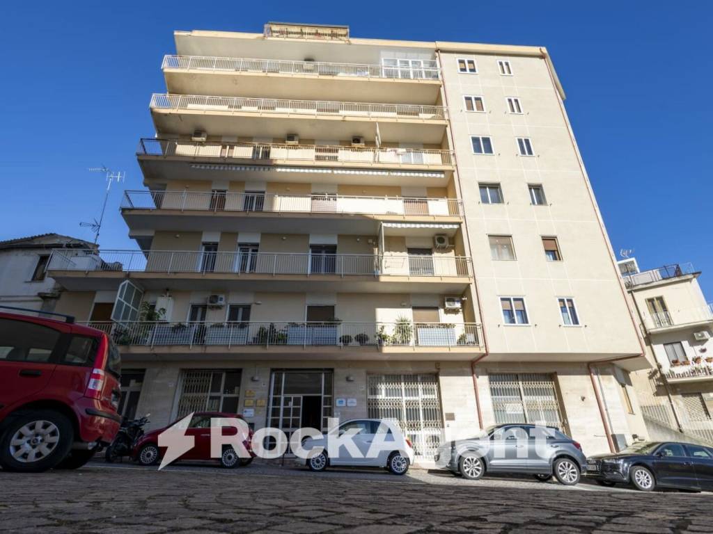 appartamento in vendita a Catanzaro in zona Centro Città