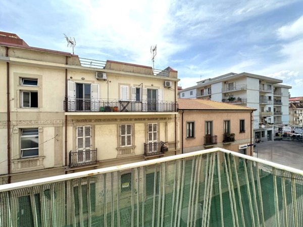appartamento in vendita a Catanzaro in zona Catanzaro Lido