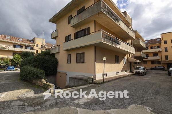 appartamento in vendita a Catanzaro in zona Centro Città