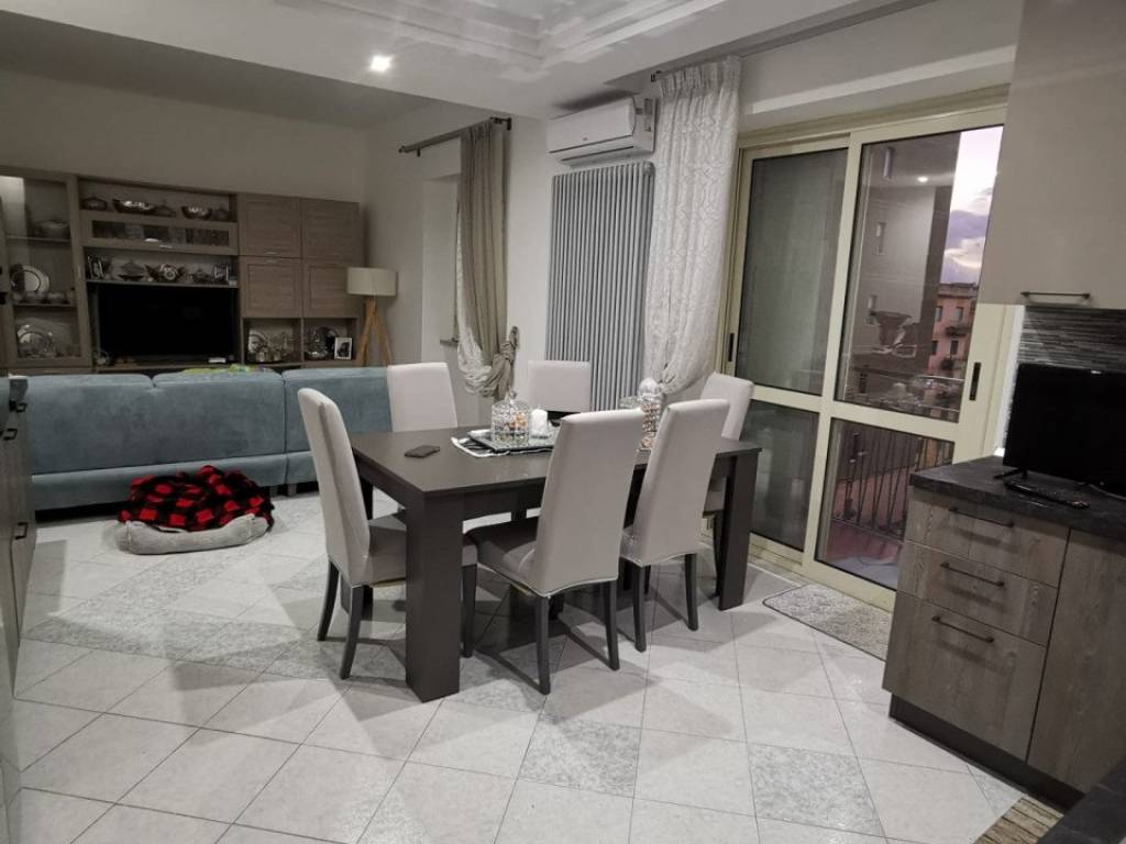 appartamento in vendita a Catanzaro in zona Centro Città