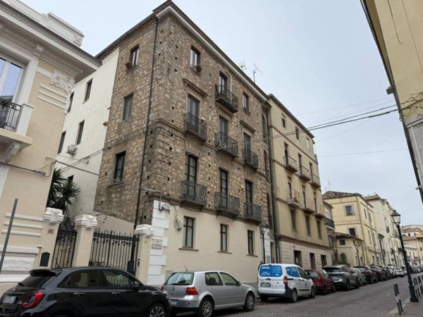 appartamento in vendita a Catanzaro in zona Centro Città