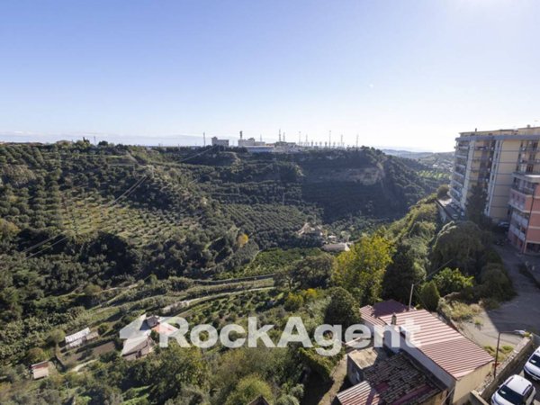 appartamento in vendita a Catanzaro in zona Centro Città