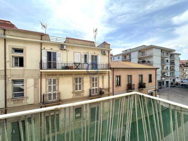 appartamento in vendita a Catanzaro in zona Catanzaro Lido