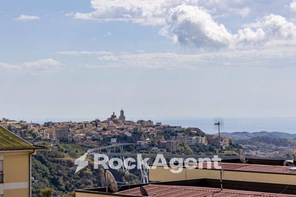 appartamento in vendita a Catanzaro in zona Centro Città