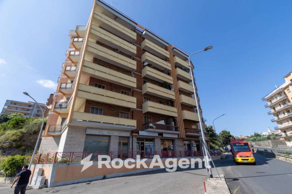 appartamento in vendita a Catanzaro in zona Centro Città