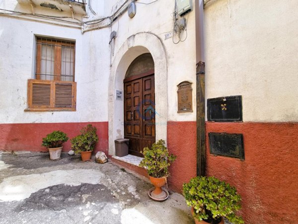 appartamento in vendita a Catanzaro in zona Centro Città