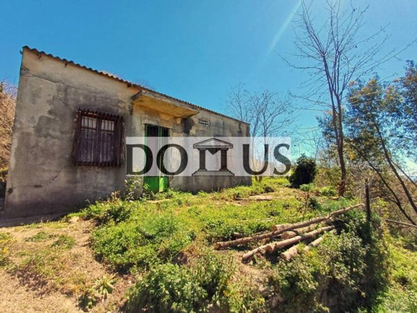 casa indipendente in vendita a Catanzaro in zona Sant'Elia