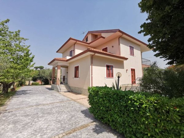 casa indipendente in vendita a Catanzaro