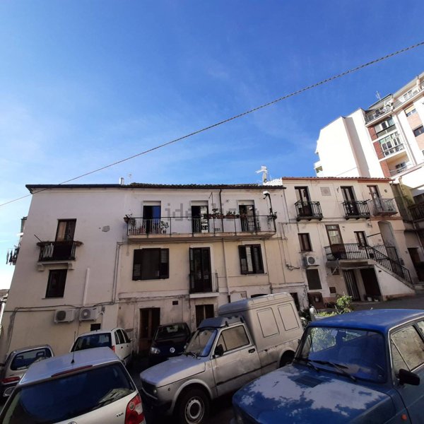 appartamento in vendita a Catanzaro in zona Centro Città