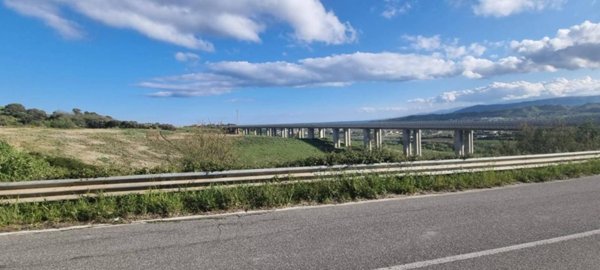 terreno agricolo in vendita a Catanzaro in zona Germaneto