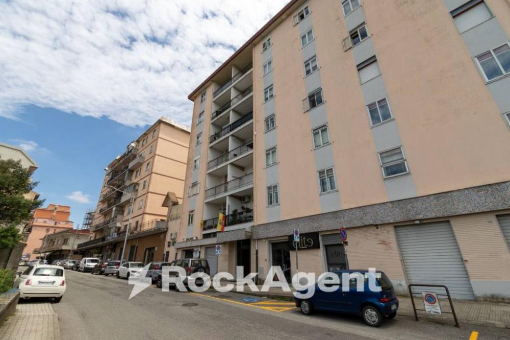 appartamento in vendita a Catanzaro in zona Pontegrande