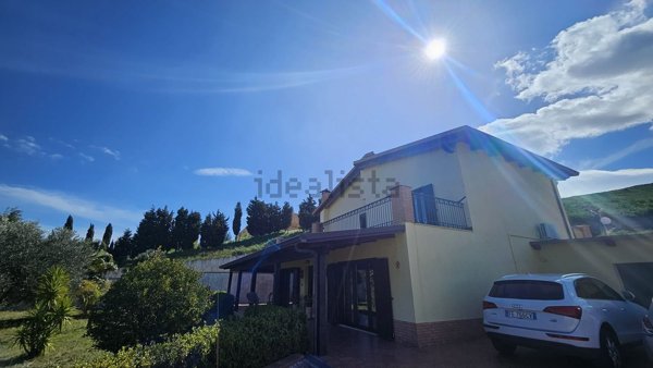 casa indipendente in vendita a Catanzaro