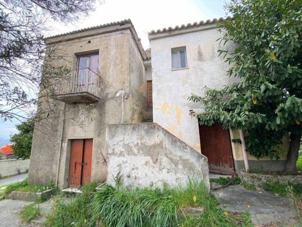 casa indipendente in vendita a Catanzaro