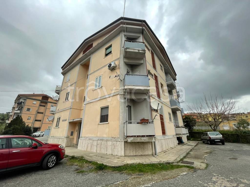 appartamento in vendita a Catanzaro in zona Santa Maria