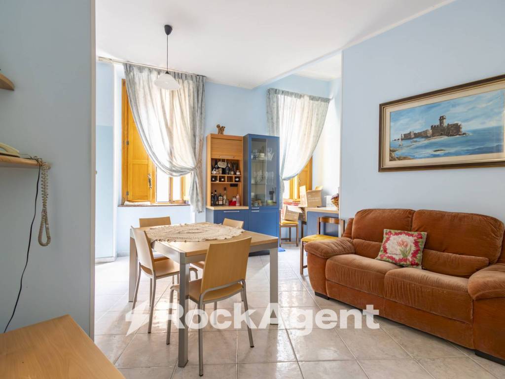 appartamento in vendita a Catanzaro in zona Centro Città
