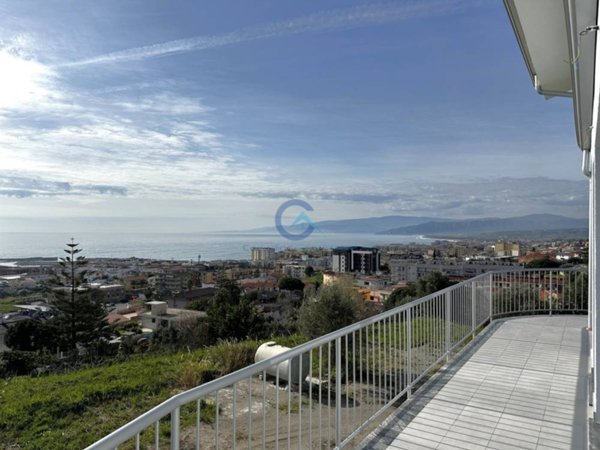 appartamento in vendita a Catanzaro in zona Catanzaro Lido