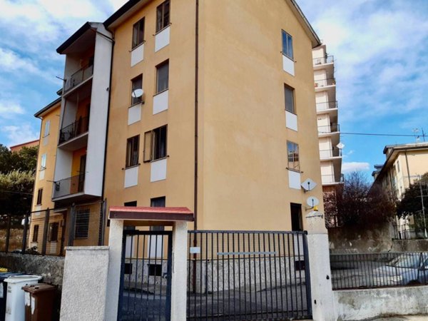 appartamento in vendita a Catanzaro in zona Pontepiccolo