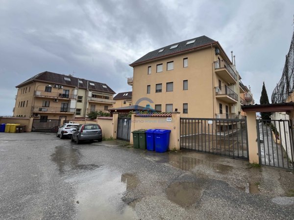 appartamento in vendita a Catanzaro in zona Catanzaro Lido