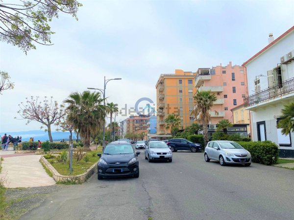 casa indipendente in vendita a Catanzaro in zona Catanzaro Lido