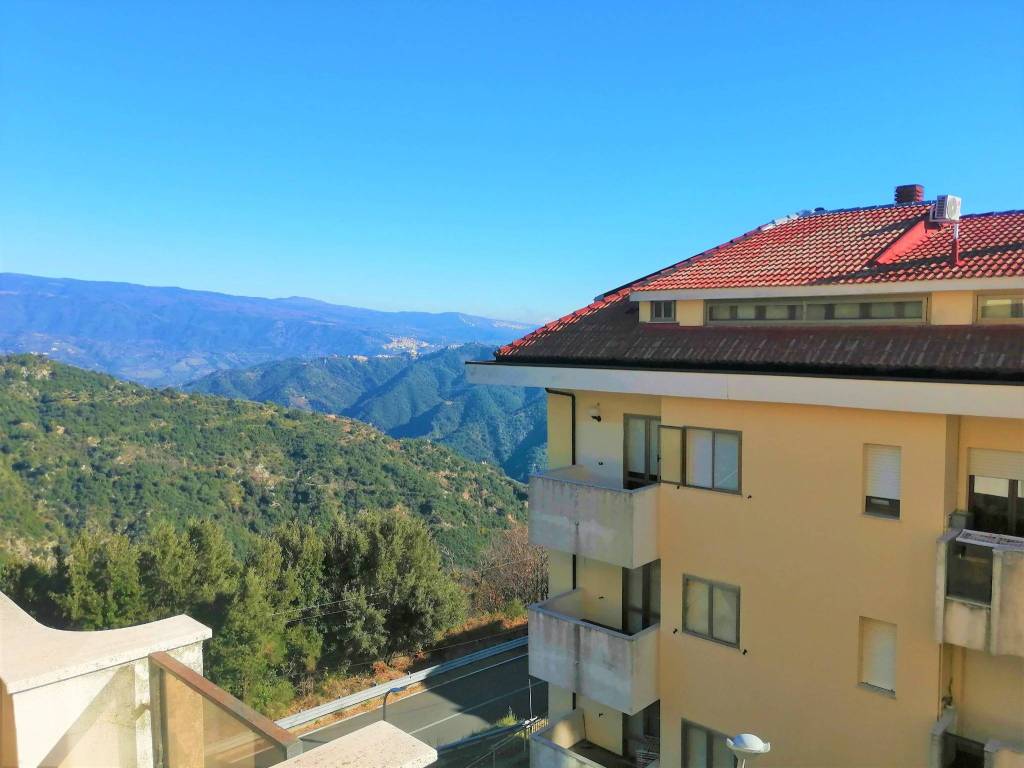 appartamento in vendita a Catanzaro in zona Sant'Elia