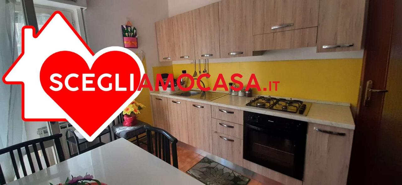 appartamento in vendita a Catanzaro in zona Gagliano