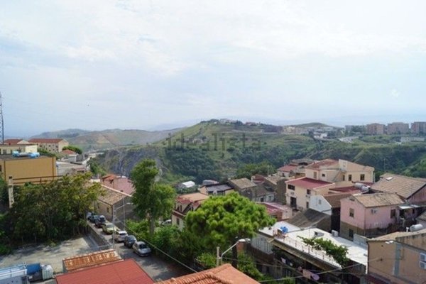 appartamento in vendita a Catanzaro in zona Centro Città