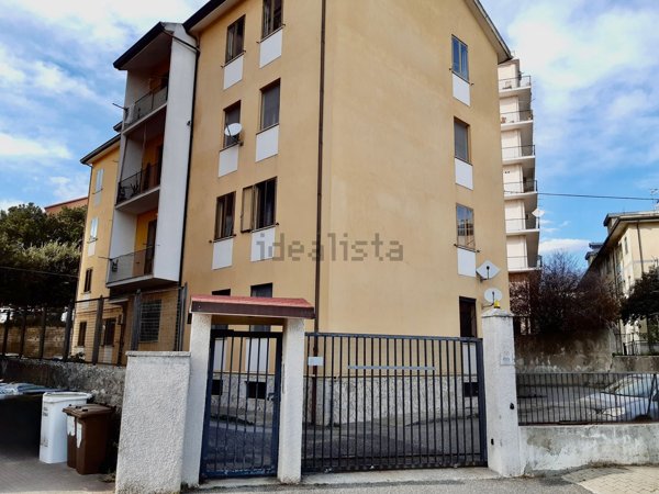 appartamento in vendita a Catanzaro in zona Pontepiccolo