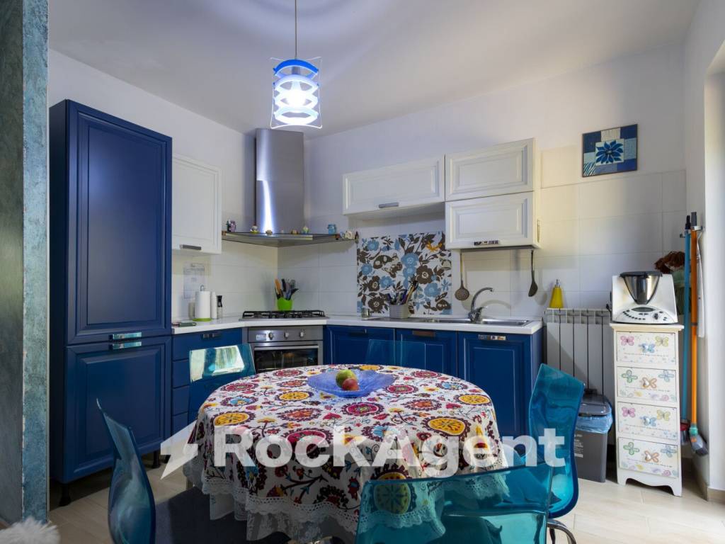 casa indipendente in vendita a Catanzaro in zona Mater Domini