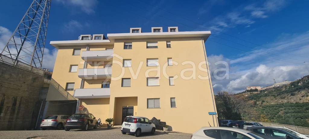 appartamento in vendita a Catanzaro in zona Catanzaro Sala
