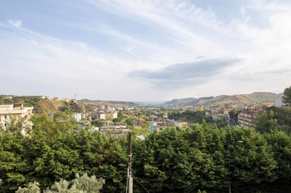 appartamento in vendita a Catanzaro in zona Centro Città