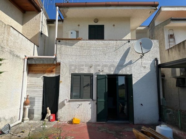 casa indipendente in vendita a Catanzaro in zona Siano