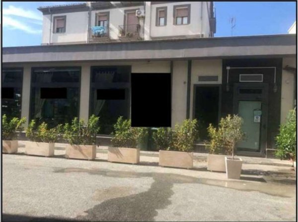 negozio in vendita a Catanzaro in zona Catanzaro Lido