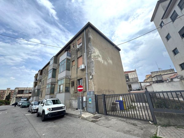 appartamento in vendita a Catanzaro in zona Catanzaro Lido