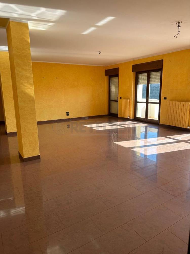 appartamento in vendita a Catanzaro in zona Centro Città